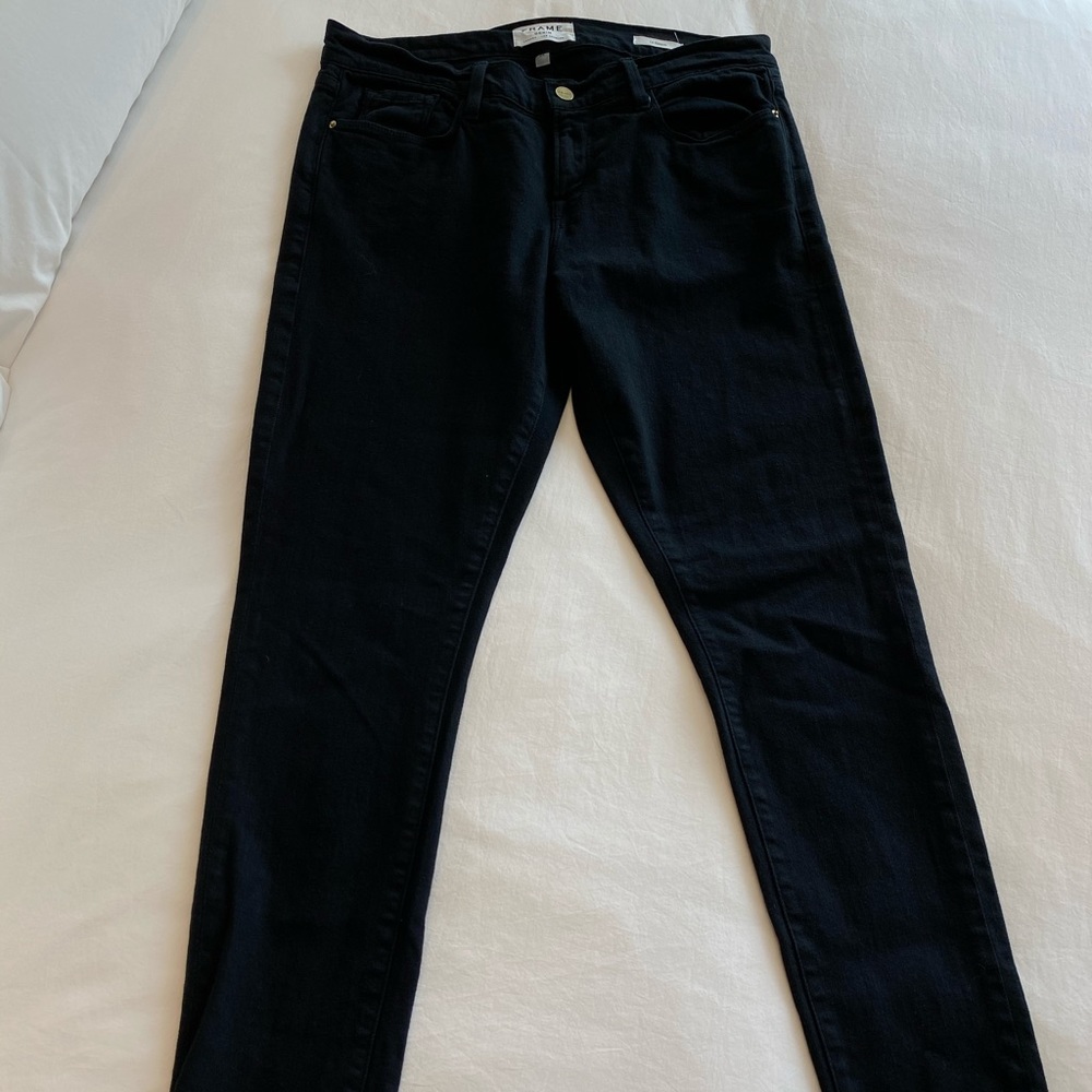FRAME Le Carçon black jeans!